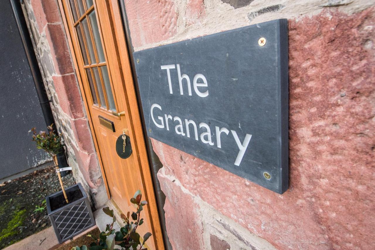 Forgandenny The Granary With Hot Tubヴィラ エクステリア 写真